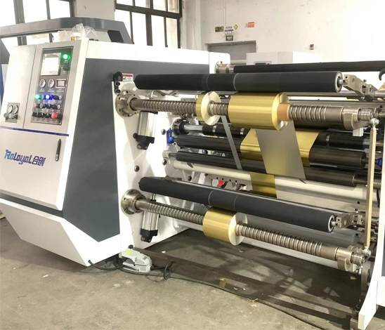 Caractéristique de HCH2-1300E machine de rembobinage économique à grande vitesse de Raloyal