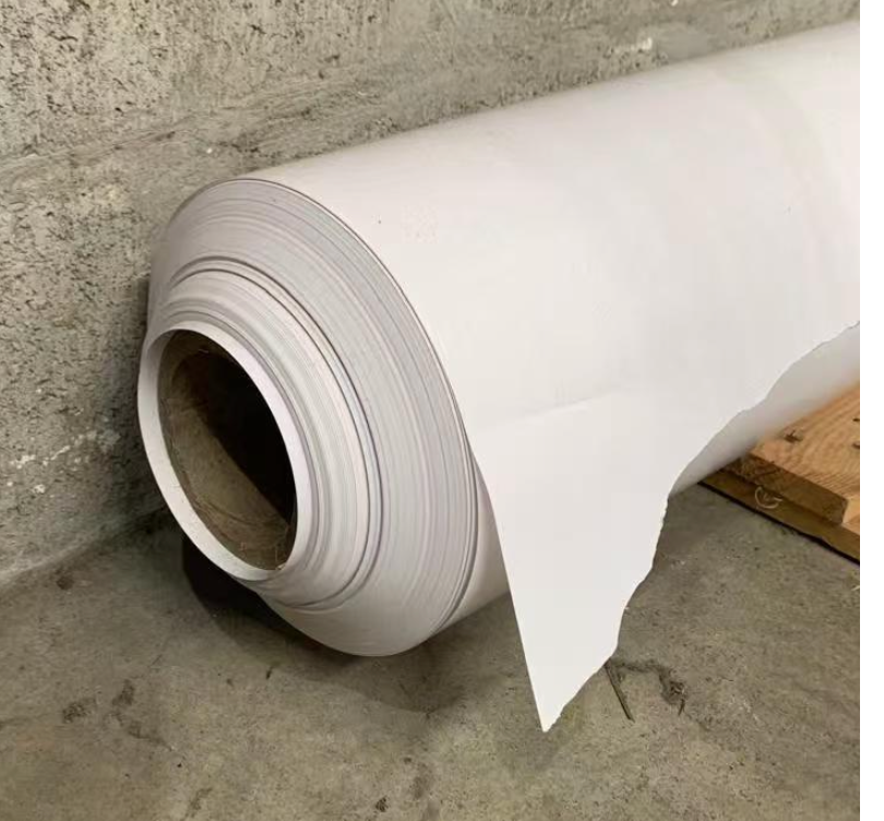 Étude de cas : Bobineuse à double arbre pour papier et film HCH3-1300R2/1700R2 Étude de cas : Bobineuse à double arbre pour papier et film HCH3-1300R2/1700R2